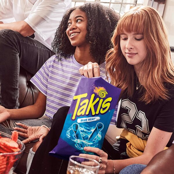 Takis Blue Heat 40 pc / 1 oz Multipack - Intense Hot Chili Pepper Flavored Extreme Spicy Rolled Tortilla Chips - Individual Bags, Perfect for Tailgates, Parties, Lunchboxes or Lunches - Image 7